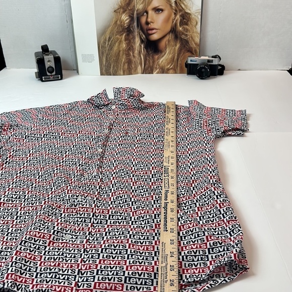 Levi’s printed 100# cotton short sleeve button down shirt - Picture 5 of 9